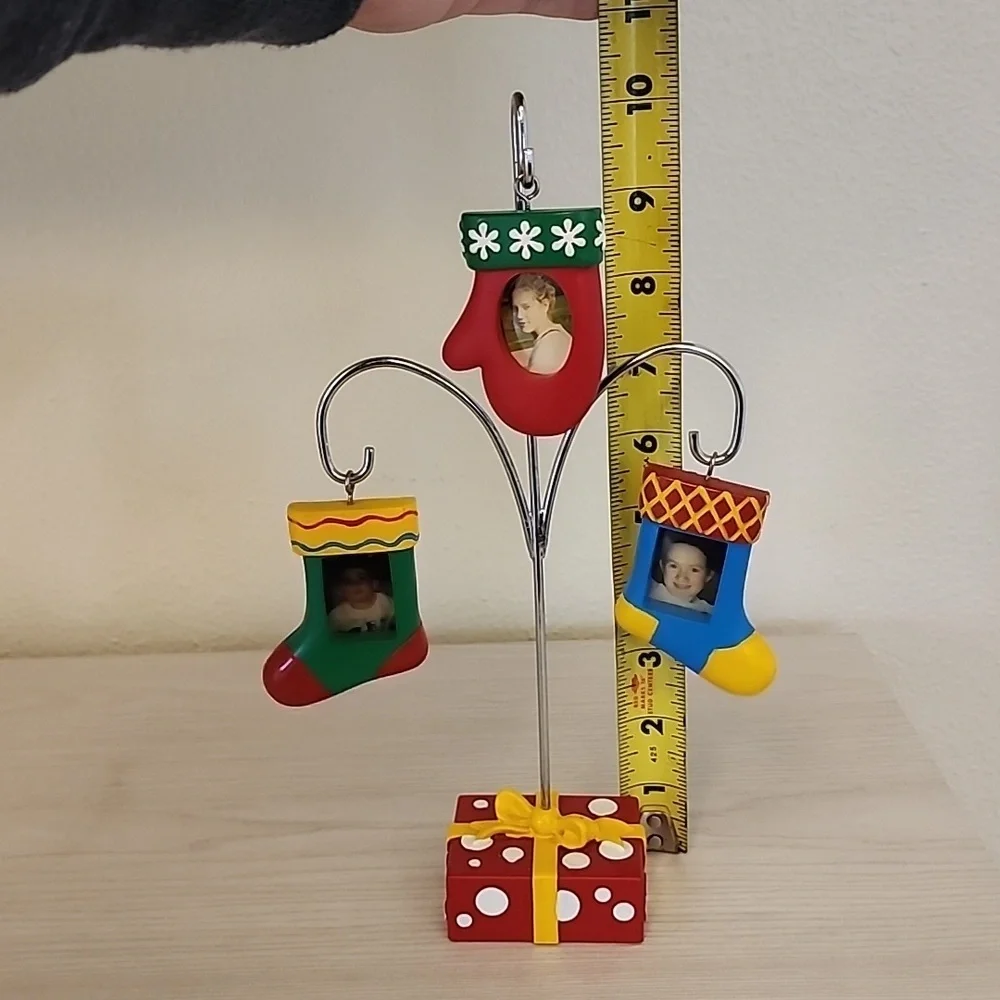 Holiday photo frame